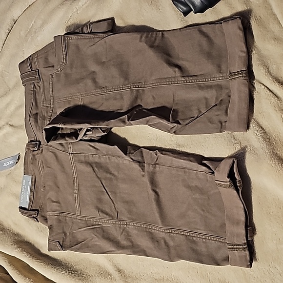 Pants - Picture 2 of 6